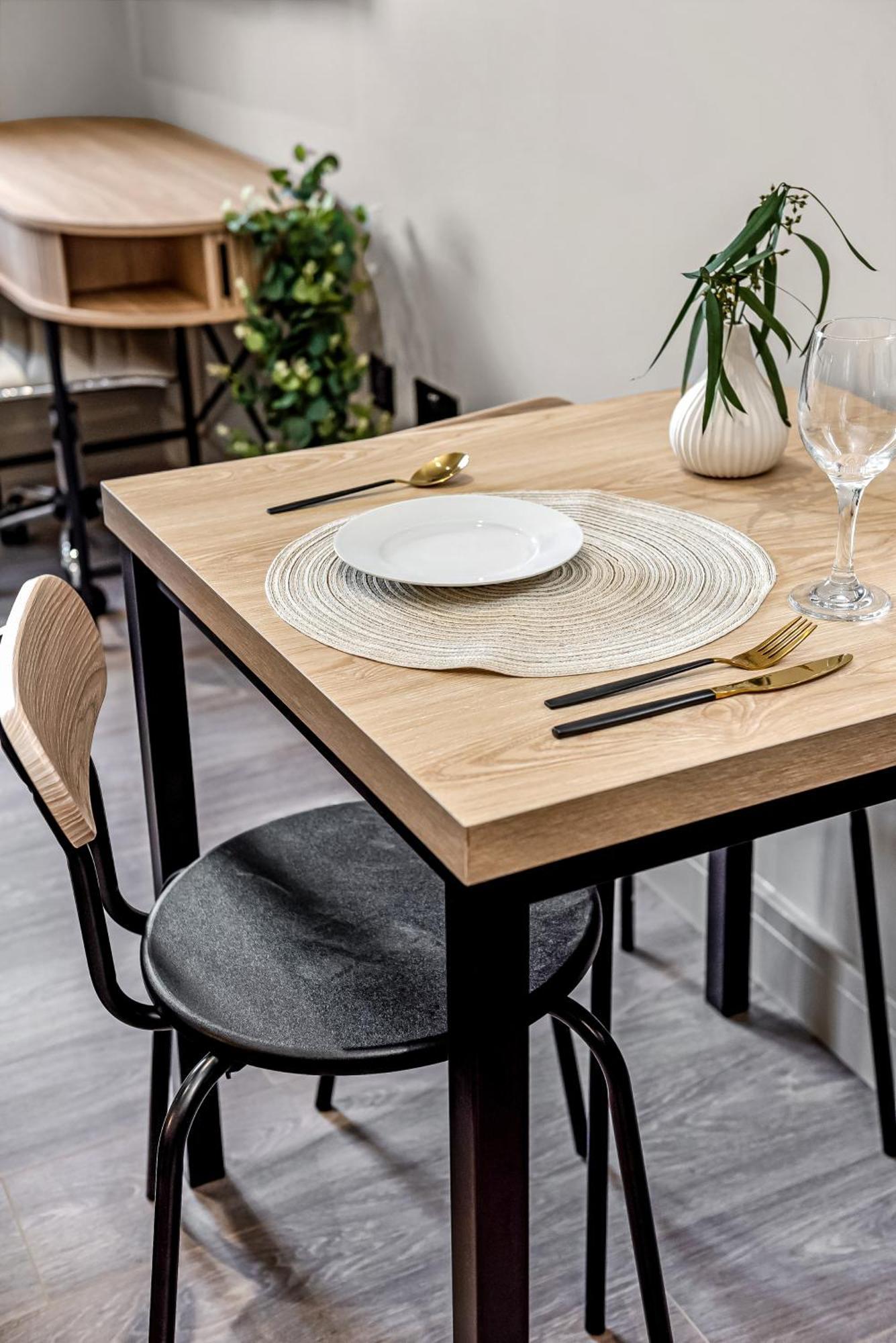 Apartamento Posh With Functional Kitchenette Londres